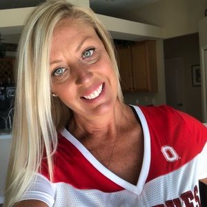 Meet your Posher, Misti